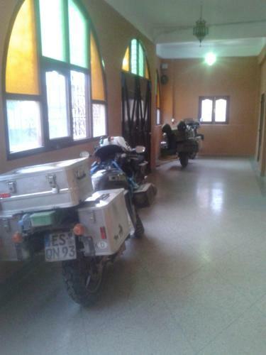 Hotel Almanader