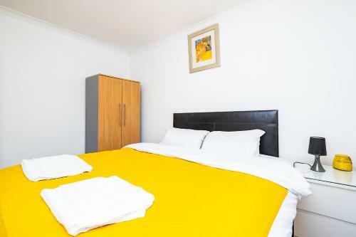 Dagenham 4 Bedhouse Rm10