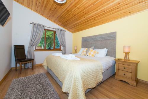 Barn Lodge With Hot Tub Near Cupar Fife