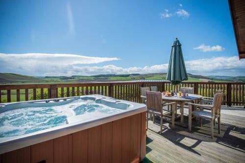 Barn Lodge With Hot Tub Near Cupar Fife