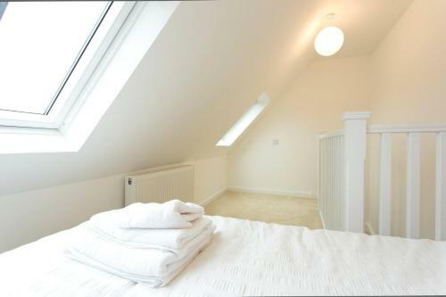 Remarkable 2-bed Apartment In Culross