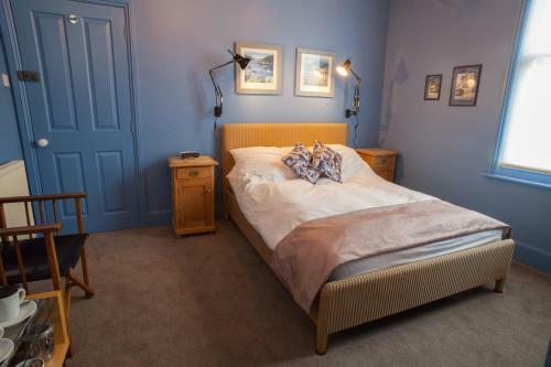 Bed & Breakfast Hill View House