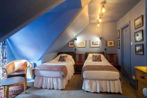 Bed & Breakfast Hill View House