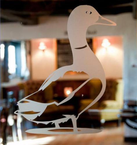 Posada The Strawbury Duck Inn