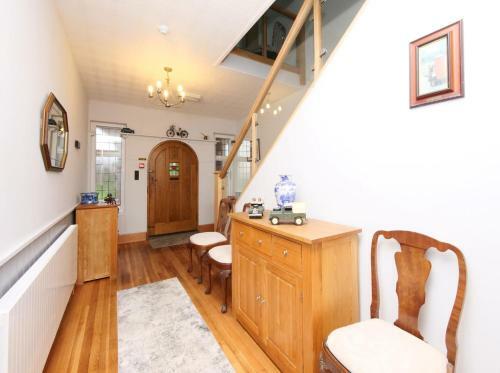 Hostal Westergate House
