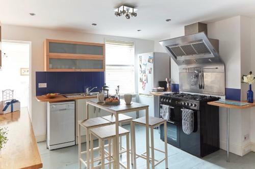 Pebble Cottage - A Few Mins To The Beach