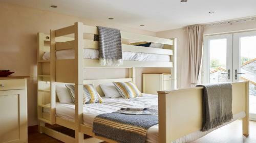 Cambrian House