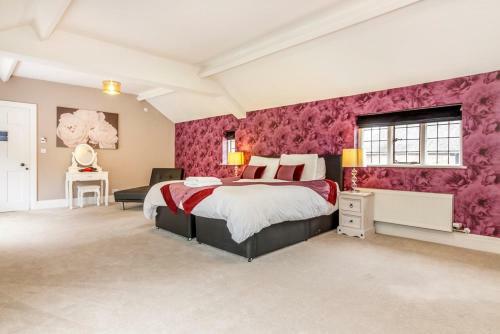Donisthorpe Villa Sleeps 20 Wifi