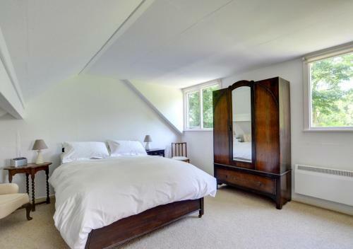 Crown Cottage