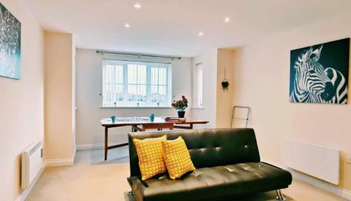 Reeves Apartment