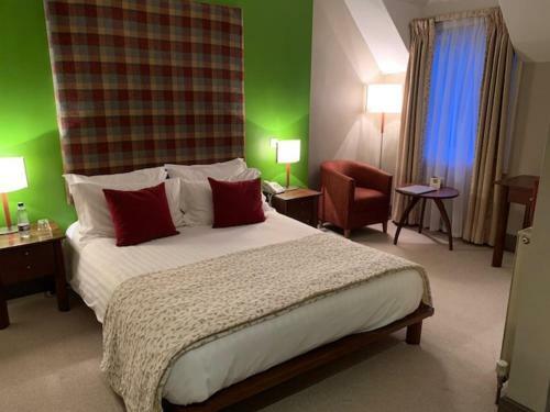 Hostal Forest Hotel