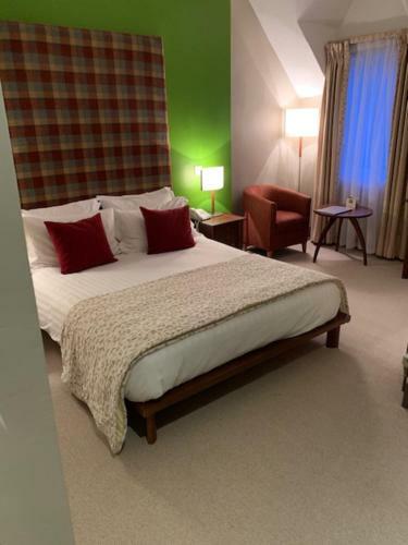 Hostal Forest Hotel