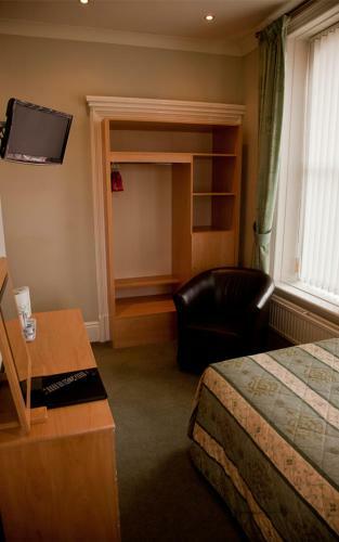 Hostal Barton Villa