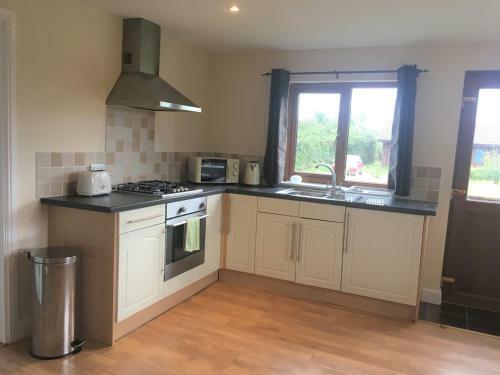 Poplars 1 - One Bed Apartment On Private Estate