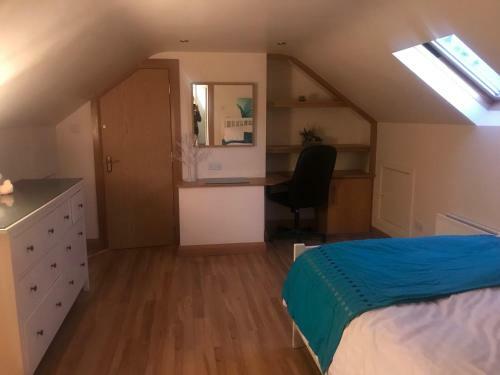 Tranquil Countryside Bungalow With Private Garden!