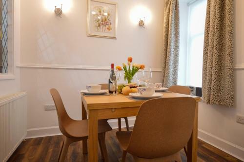 Wayside Cottage
