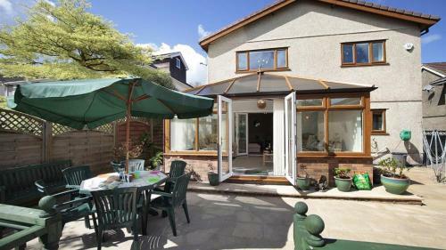 Garrod Avenue, Dunvant