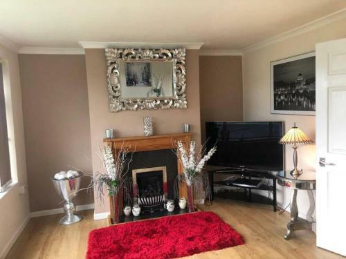 Bungalow 2 Min Drive To Beach And Sea Sleeps 6