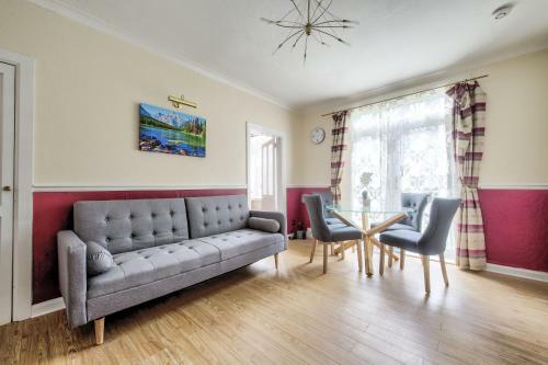 Pilton Avenue House