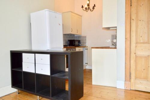 Bright & Spacious 1bd Apartment In Edinburgh