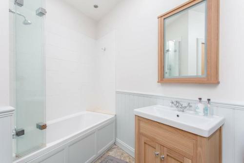 Altido Luxury New Town Apartment