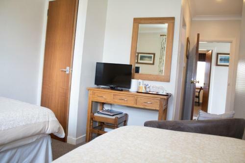 Hostal Whitecroft B&B
