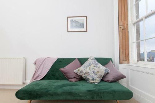 Traditional Luxury Apartment Sleeps 10