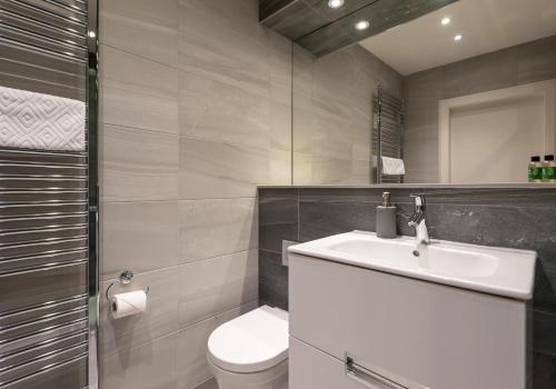 Apartamento The West End Residence