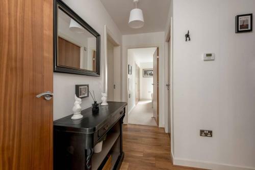 Apartamento Altido Ultra Stylish 2 Bed/2 Bath With Balcony & Parking
