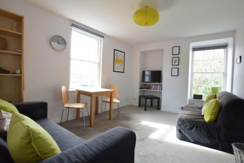 Apartamento The Bolthole - Fantastic Old Town Location!