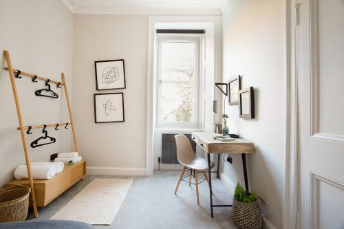 Holyrood Park City Centre Apartment