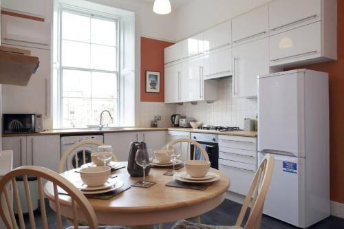 Apartamento Beautifully Presented New Town Apt - Sleeps 4