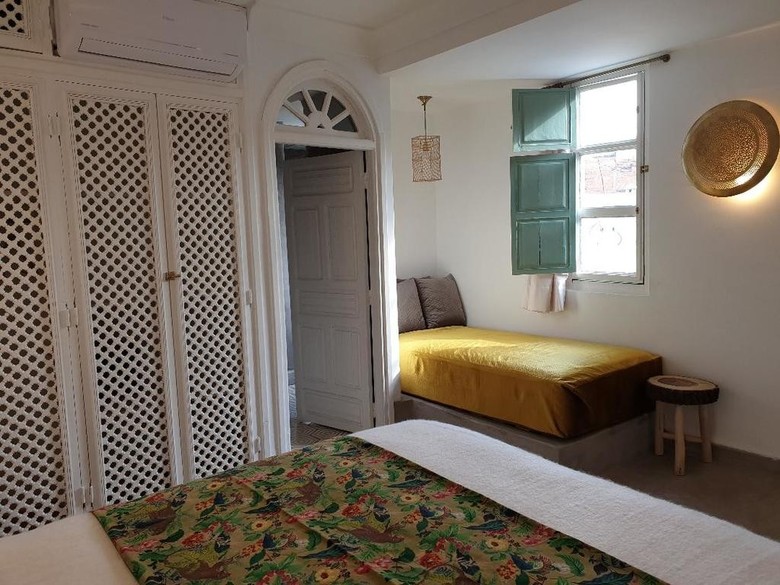 Riad Helen