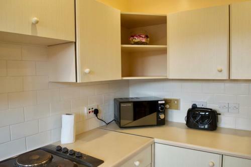 Apartamento Comfortable Bright 2 Bed Minutes From Leith Walk