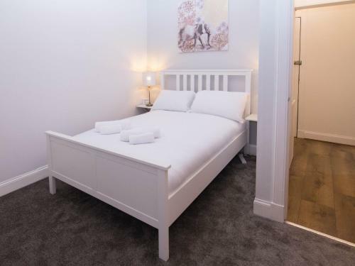 427 - Salmond Place Apartment