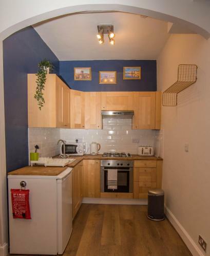 427 - Salmond Place Apartment