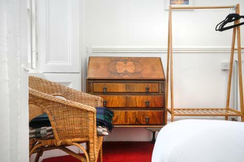 Hostal Emmaus Guest House Edinburgh