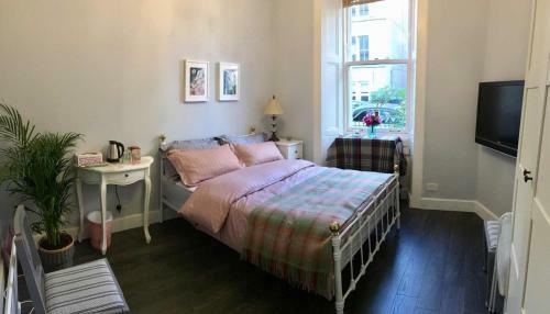 2 Bedroom City Apartment