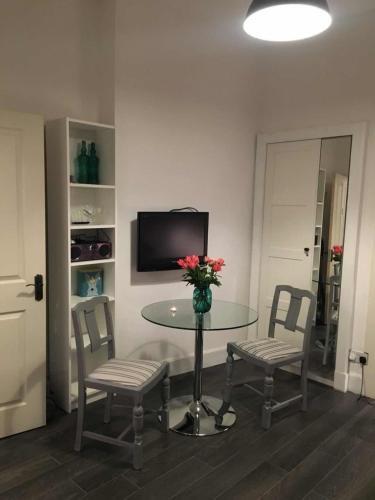 2 Bedroom City Apartment