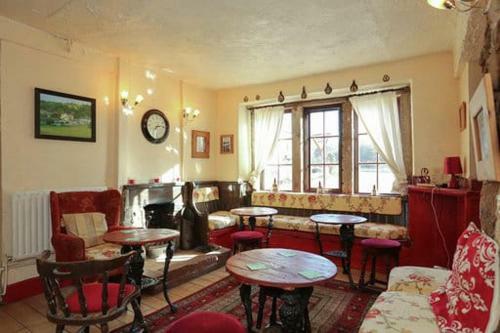Posada Hollybush Inn