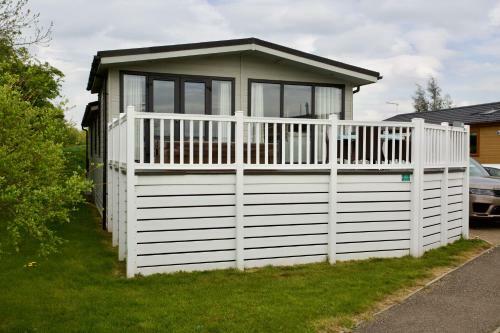 Lovely 3-bed Cottage In Ely