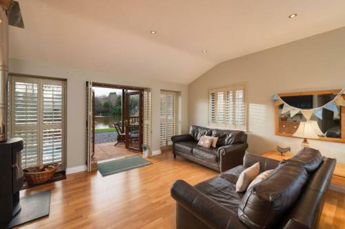 Heron Lodge, South View Lodges