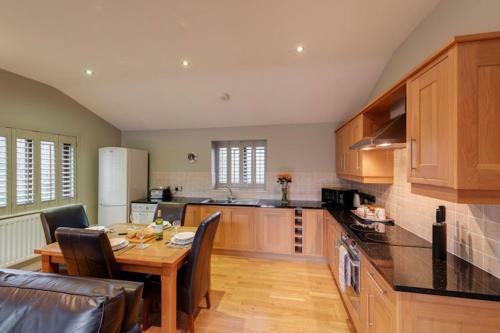 Heron Lodge, South View Lodges