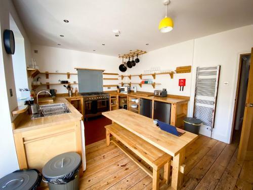 Nomi Homes - Powderham - Exeter - Uni - Beach - Central
