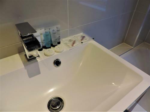 3 Bed Farnborough Air Accommodation