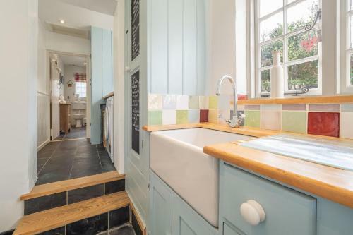 Bridge Cottage