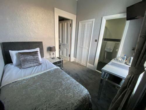 Bed & Breakfast Ashburn House