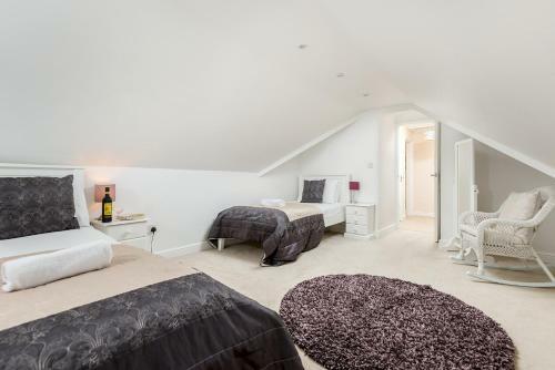 Mews Hill, 5 Bedroom New Forest Holiday Cottage