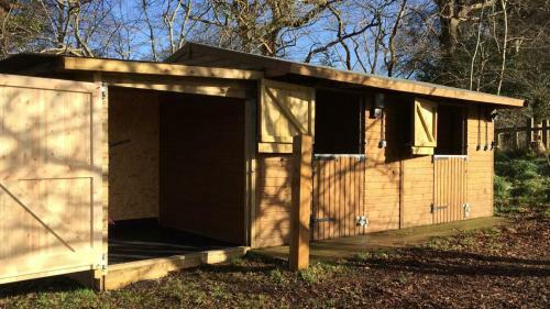 Mews Hill, 5 Bedroom New Forest Holiday Cottage