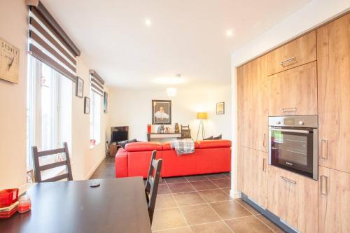 Apartamento Bright Two Bedroom Flat With Free Parking